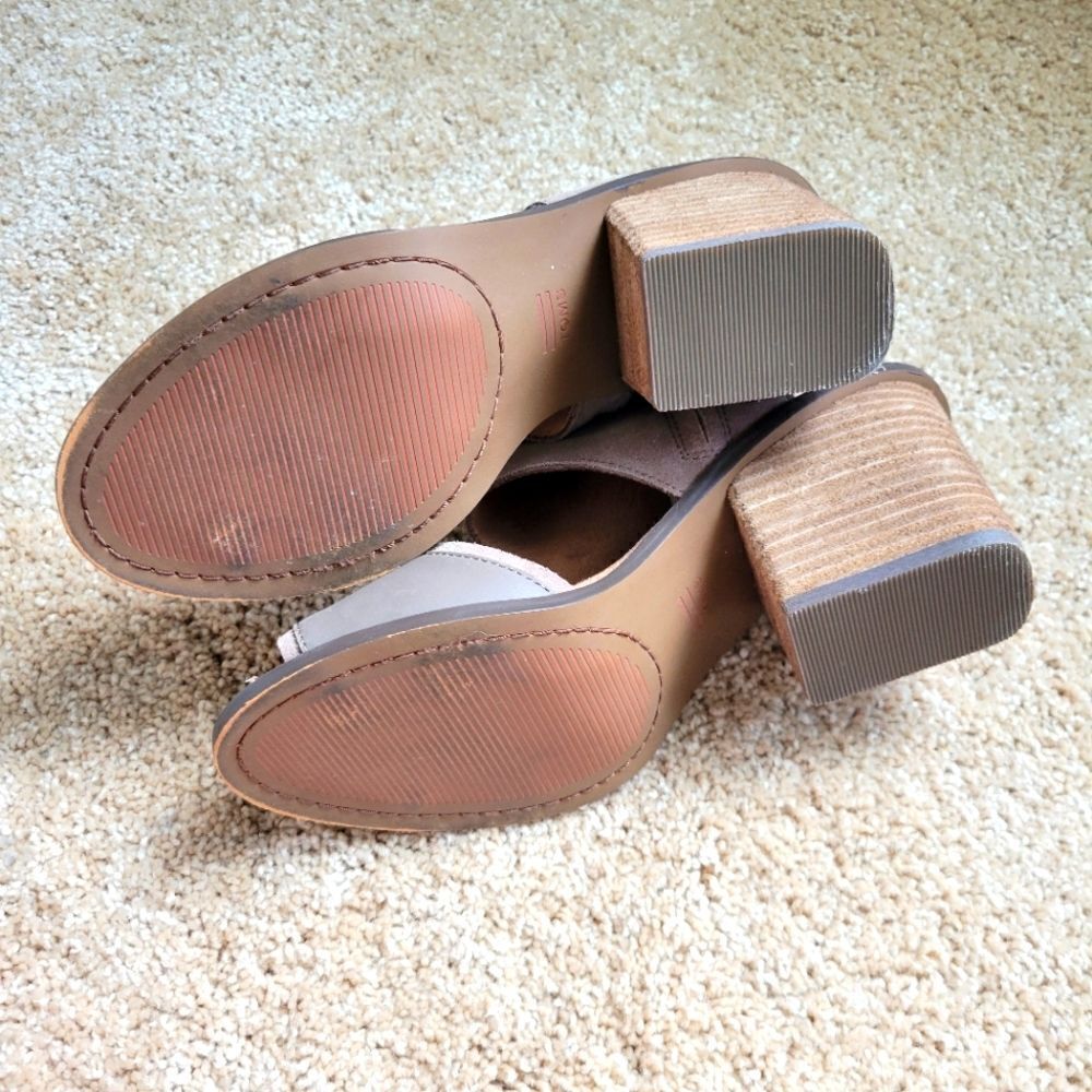 TOMS Suede Block Sandals - Picture 7 of 9